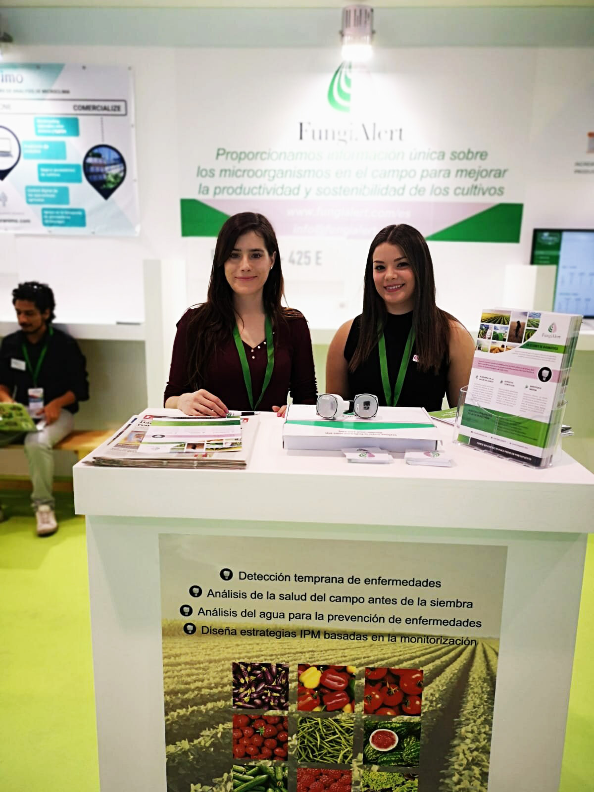 Dimoba participó en InfoAgro Exhibition como agencia oficial de azafatas