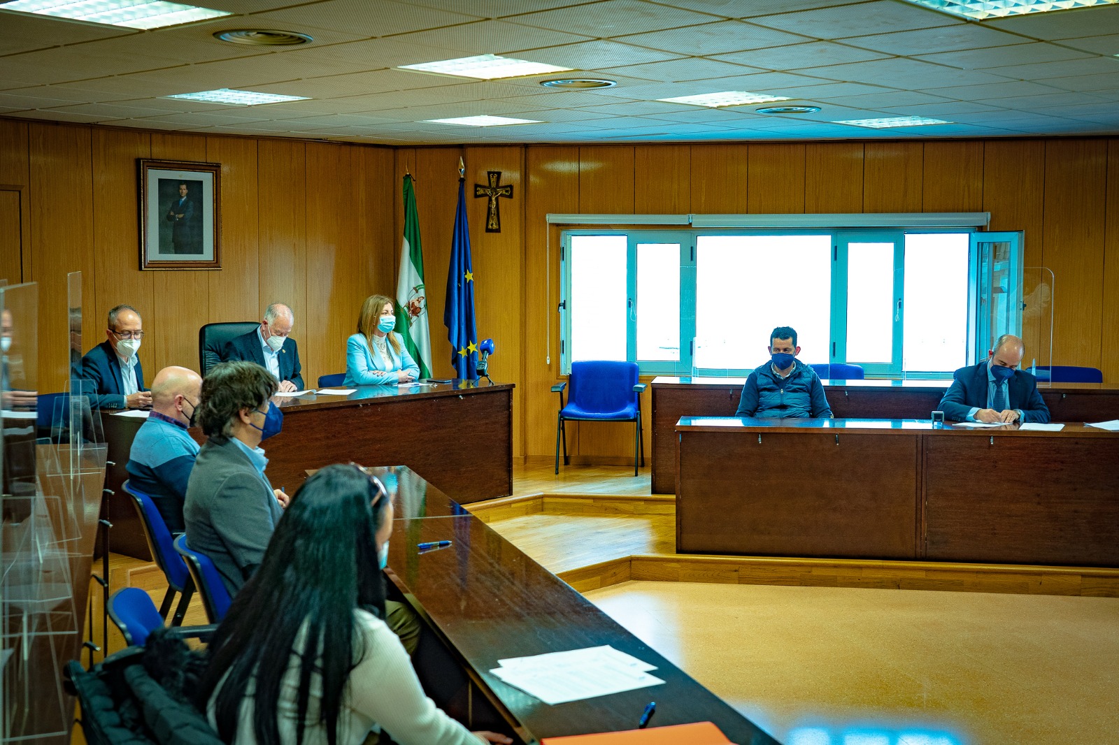 Dimoba realizará el mantenimiento y reparación de nueve Centros Educativos de Infantil y Primaria de Roquetas de Mar