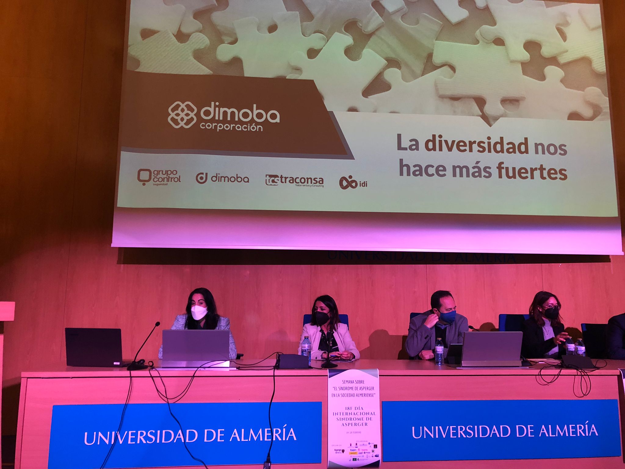 Dimoba, invitada por la Asociación de Asperger de Almería para hablar sobre empleo y discapacidad